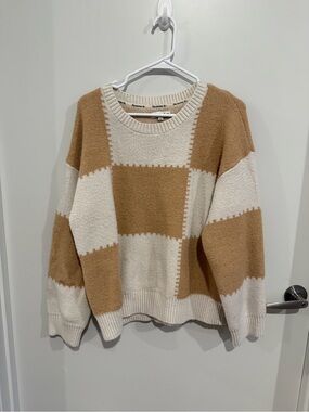 BearPaw Neutral Checkerboard Crewneck Sweater in Cream & Tan